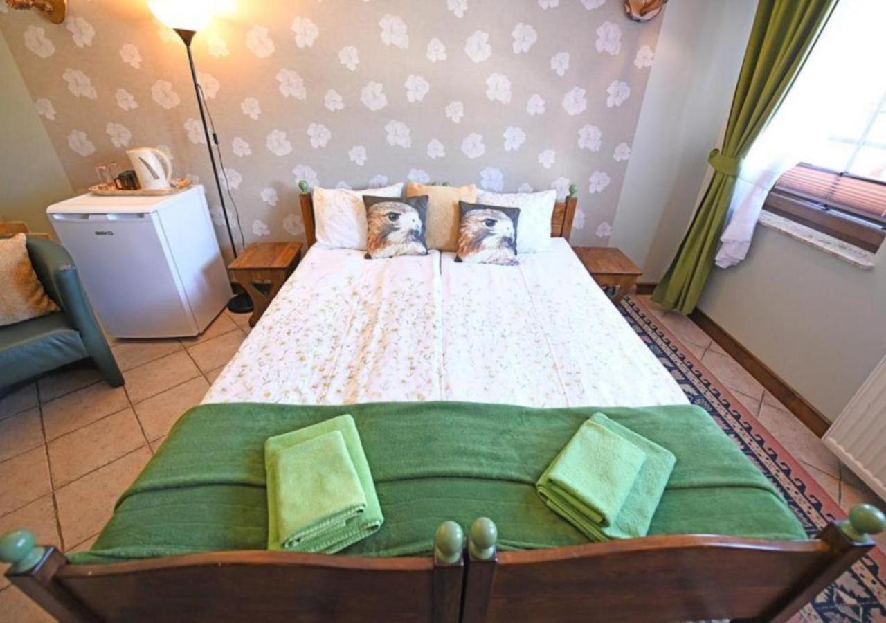 Krzeszna Gosciniec Malinowka Bed & Breakfast エクステリア 写真