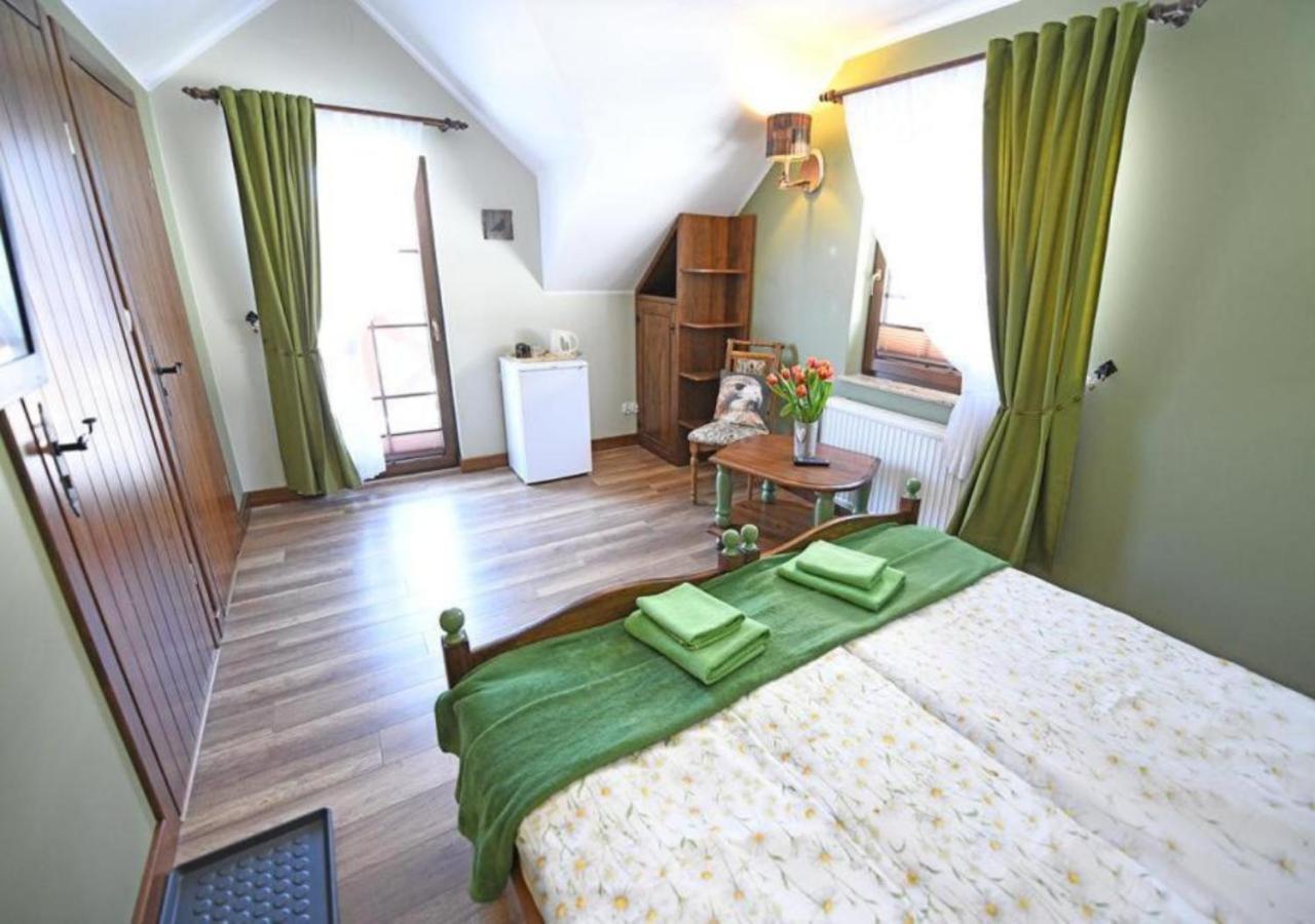 Krzeszna Gosciniec Malinowka Bed & Breakfast エクステリア 写真