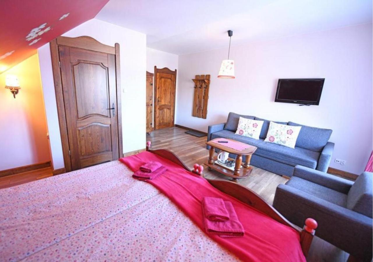 Krzeszna Gosciniec Malinowka Bed & Breakfast エクステリア 写真
