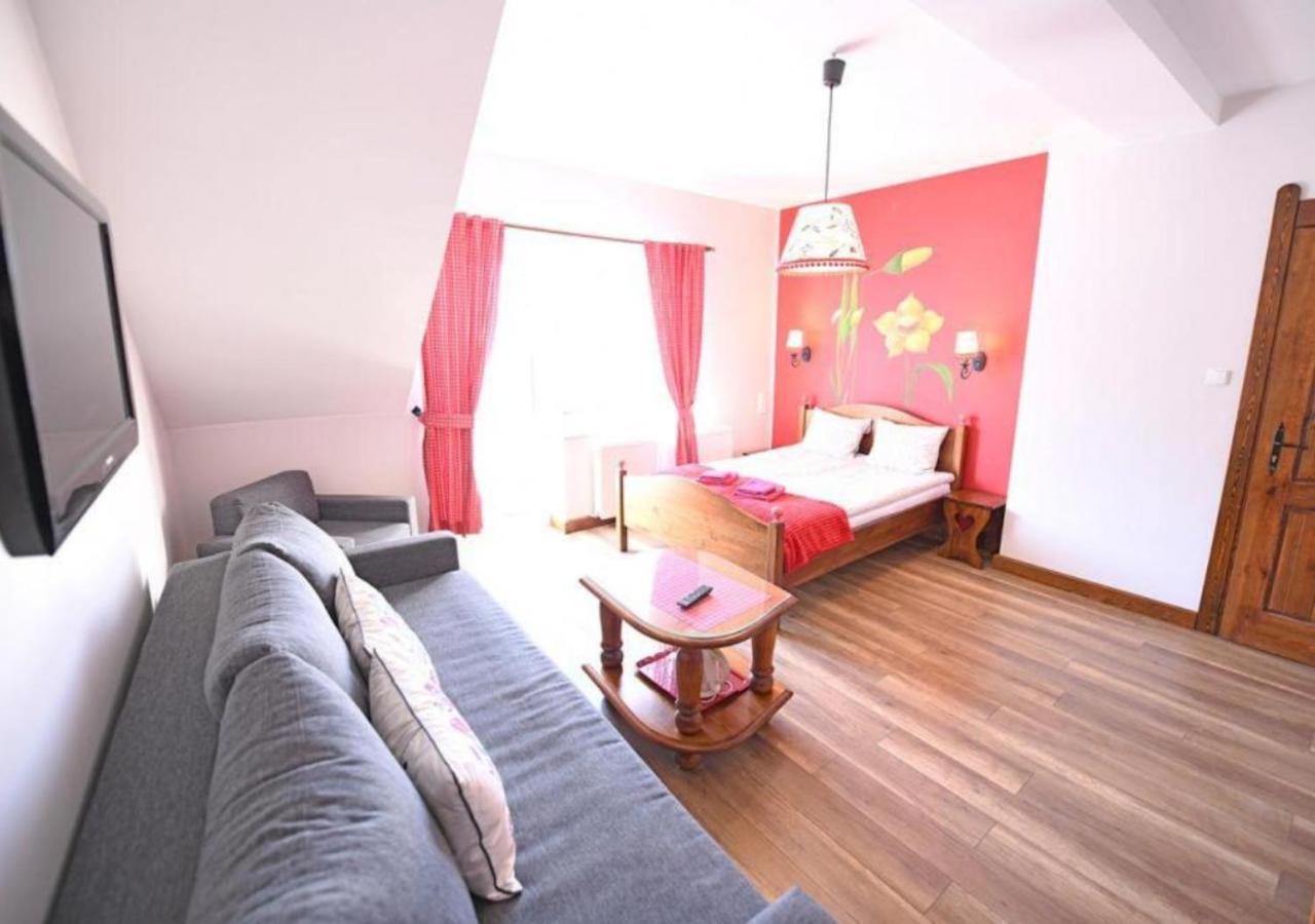 Krzeszna Gosciniec Malinowka Bed & Breakfast エクステリア 写真
